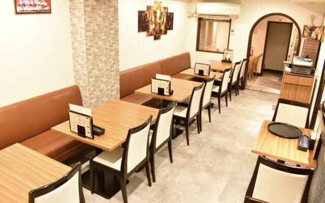 【神戸市中央区・大丸前駅徒歩3分】神戸市海岸線　内装美麗×居抜き！18.87坪・飲食店可・土日祝利用可